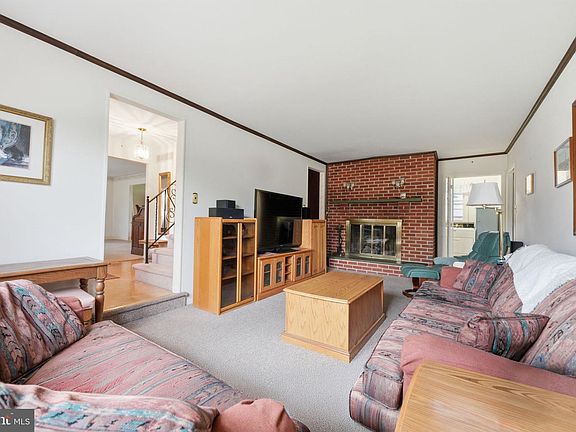 5th image of 23 Higgins Rd