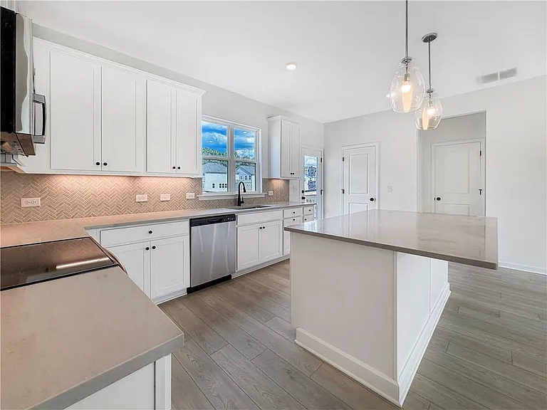 2712 Dreycott Ln — Photo 4