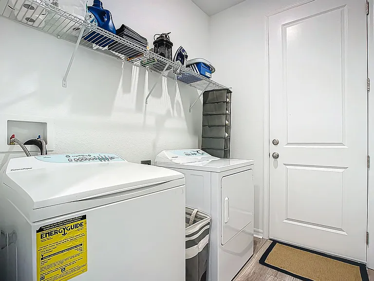 1317 Sterling Pointe Dr — Photo 24