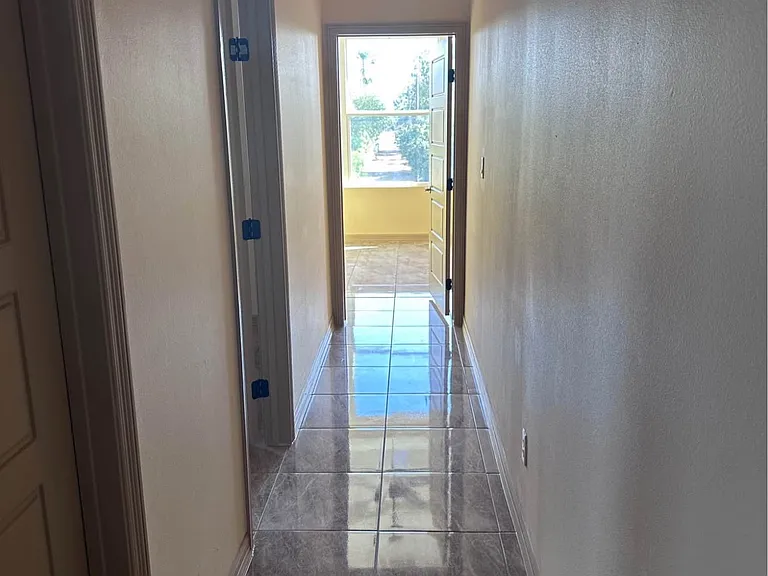 530 E Ebony St #1 — Photo 6