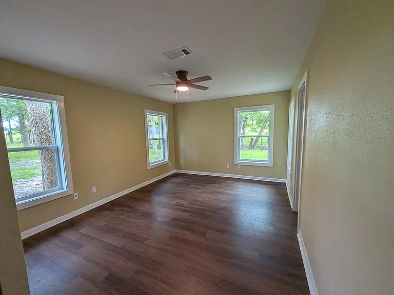 1139 County Road 403 — Photo 18