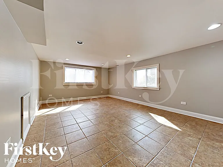 1546 Highridge Pkwy — Photo 13