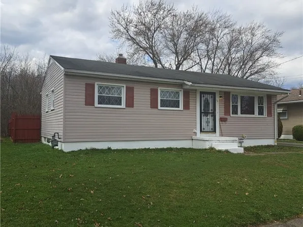 74 Lilburne Dr, Youngstown, OH 44505