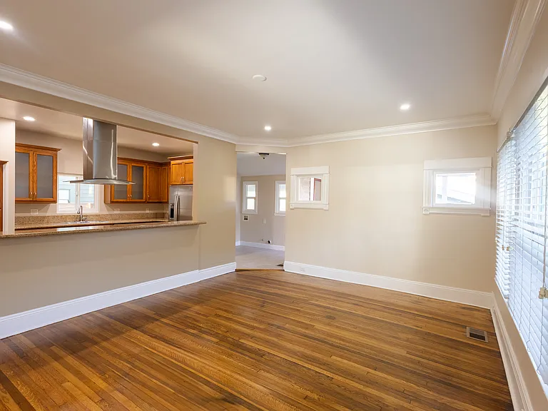 4210 Halldale Ave — Photo 11