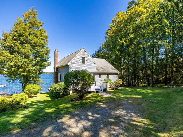 (undisclosed Address), New Hartford, CT 06057