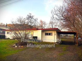 201 NW Reed St, Winston, OR 97496