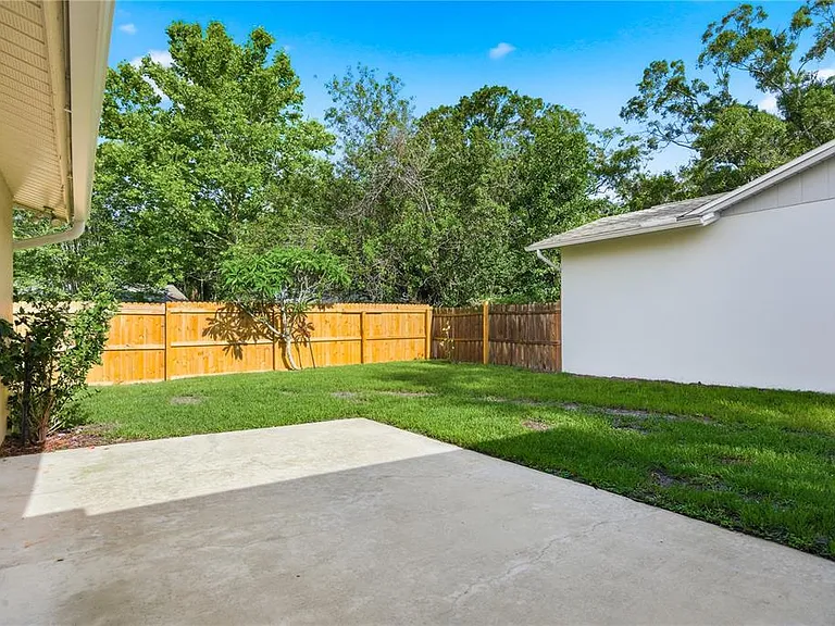 2914 Cypress Green Dr — Photo 28