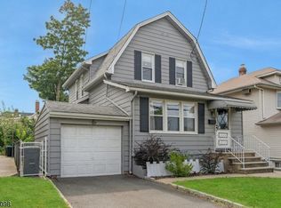 344 Rutherford Ave, Lyndhurst, NJ 07071