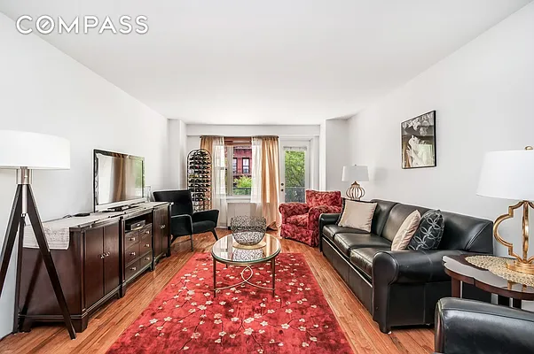 Sold by Compass | media 1