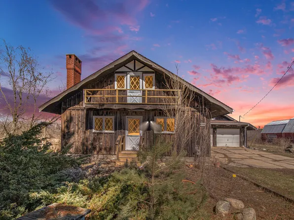 6927 Aitken Rd, Lexington, MI 48450