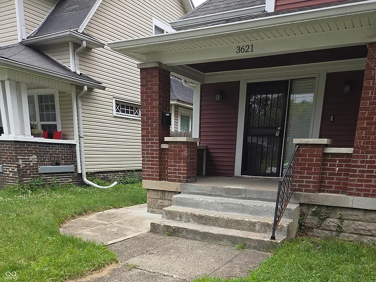 3621 N Kenwood Ave — Photo 4