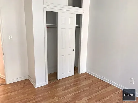 Rented by Bond New York | media 13