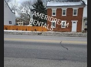 114 W King St, Abbottstown, PA 17301