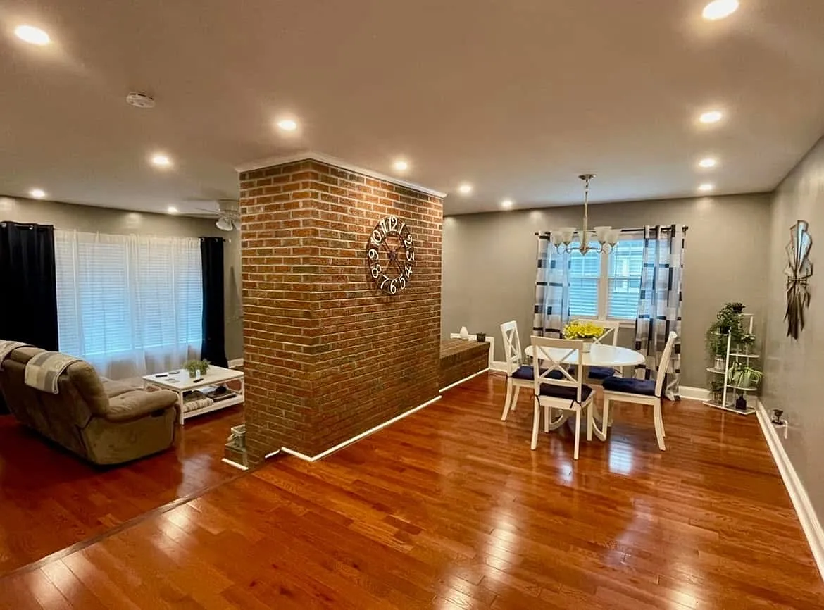 4 bed, 1932 sqft, $3,400 — Photo 2