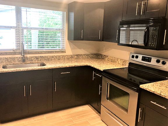 3rd image of 1700 Colorado Ave NE