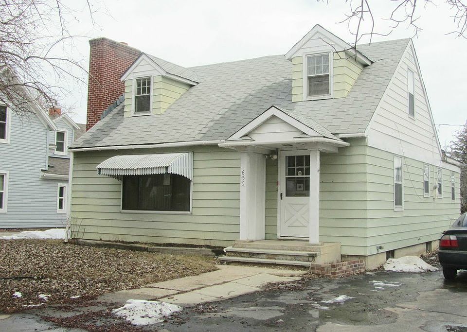 1st image of 655 Big Horn Ave