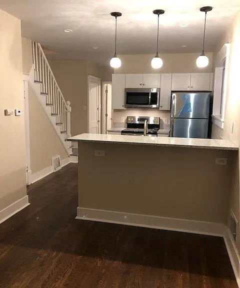 552 S Geyer Rd #B — Photo 4
