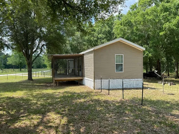19457 165th Ln, O'Brien, FL 32071