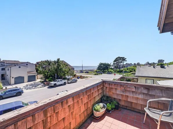 1010 Pelton Ave, Santa Cruz, CA 95060