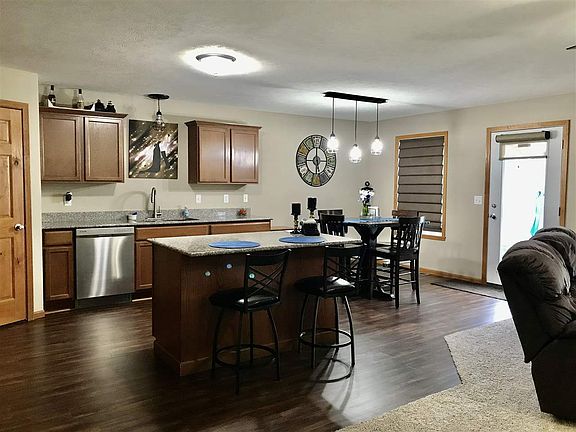 5th image of 4615 Whitespire Dr