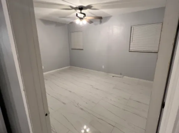 3000 NW 43rd Ter APT 106, Lauderdale Lakes, FL 33313