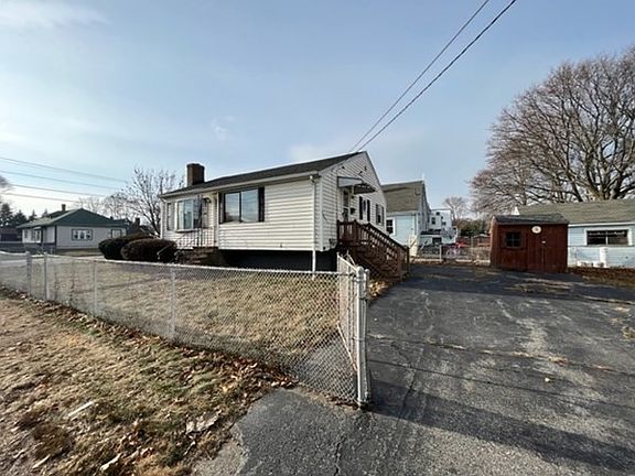 3rd image of 44 Ballard St