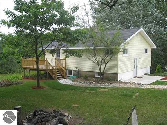 2nd image of 7256 S Lake Leelanau Dr