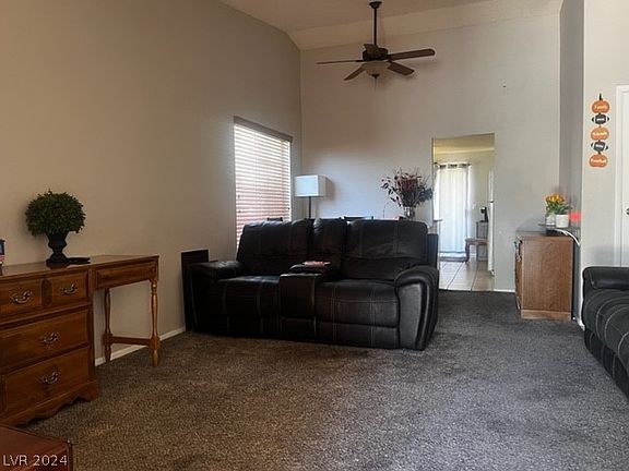 4th image of 1337 Wheatland Way