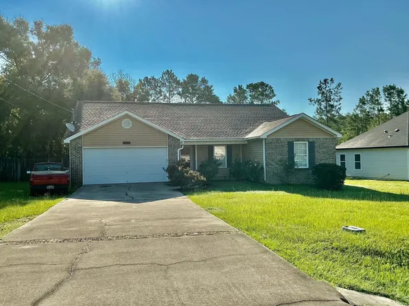 463 Sand Pine Dr, Midway, FL 32343