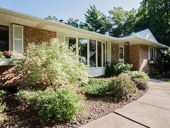 4th image of 1453 Trollhagen Dr NE