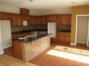 5th image of 6240 Silver Edge St