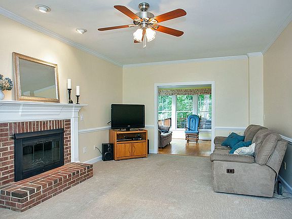 Living Room w/Pocket Doors
