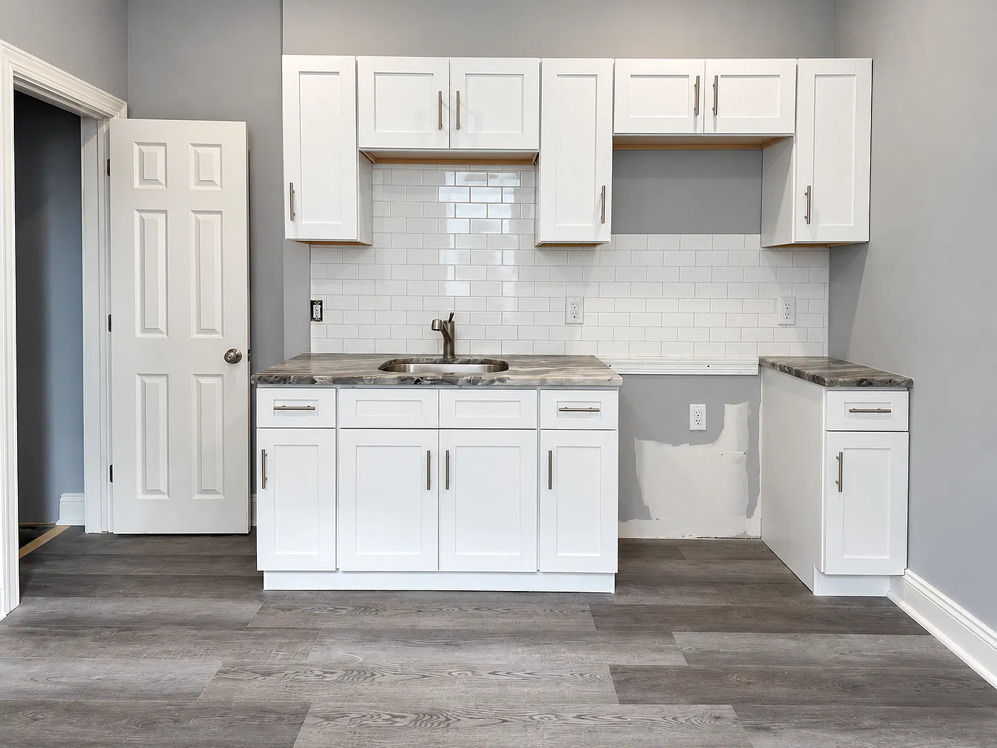Renovated 3-Bedroom Cobbs Creek Home with Modern Kitchen & Private Backyard — Photo 3
