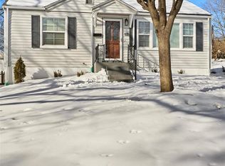 7822 Madison Dr, Saint Louis, MO 63133