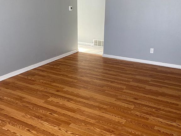 2nd image of 531-535 Sherman Ave #531