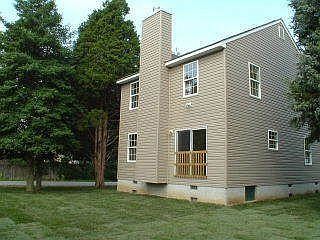 2nd image of 871 Severn Ave