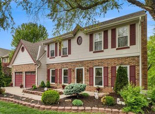 204 Canyon View Dr, Lansing, KS 66043