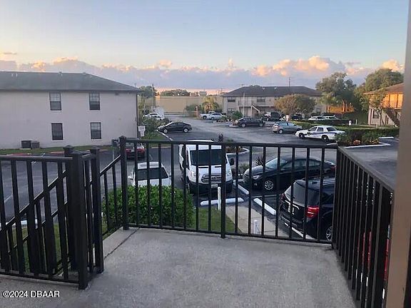 2nd image of 1290 9th St #405