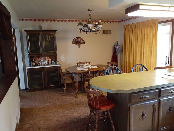 5th image of 83 Edwards Rd
