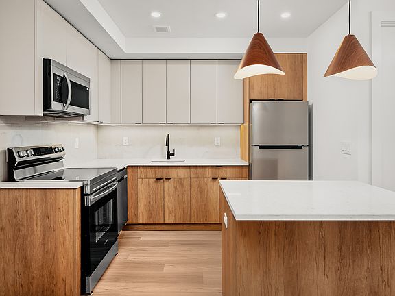 3rd image of 261 Grand Concourse #1720
