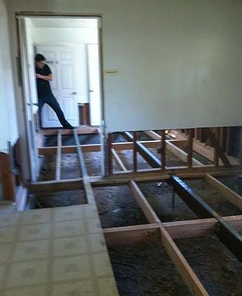 4th image of 1617 Dartmouth St