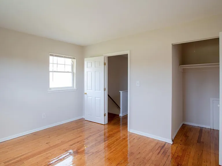 134 W Ridgewood Ave — Photo 6