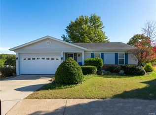 5658 Dove Meadow Ln, Saint Louis, MO 63129