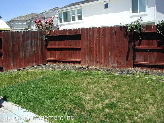 4th image of 1105 Chesley Ln