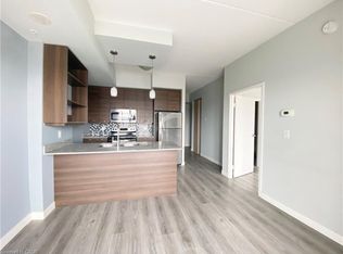 318 Spruce St #1501, Waterloo, ON N2L0E9