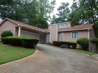 5176 Winterberry Dr, Stone Mountain, GA 30088
