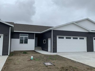 707 Calvert Dr, Bismarck, ND, 58503