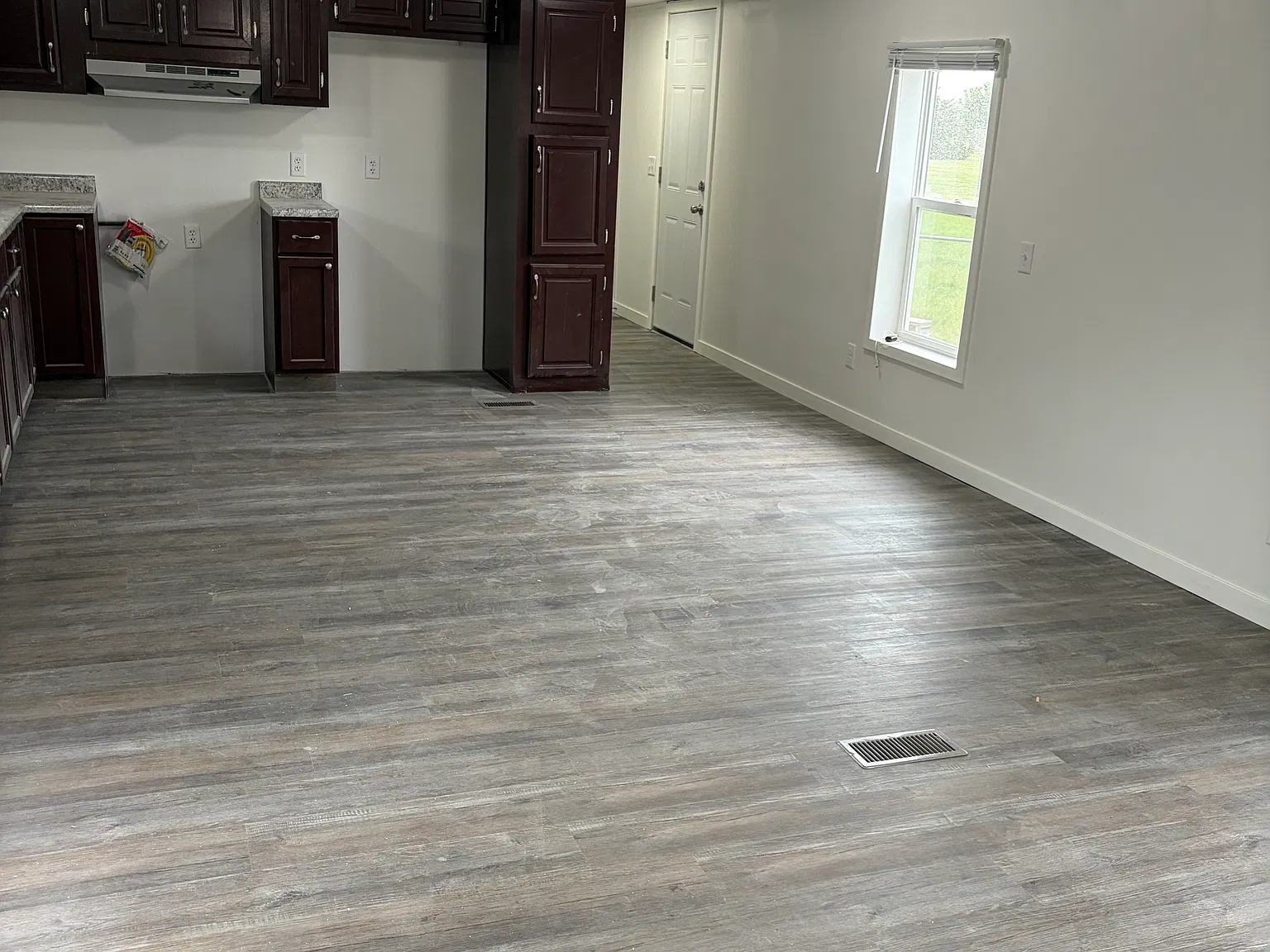 4 bed, 1216 sqft, $1,250 — Photo 3