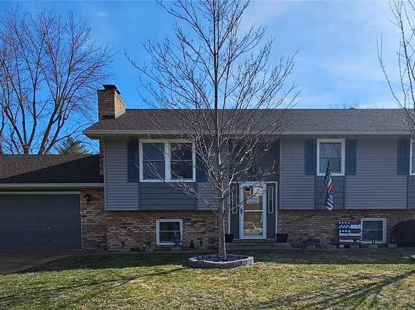 1721 Meadow Ln, Edwardsville, IL 62025