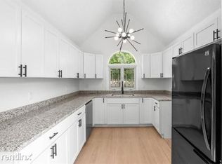 904 SW Southgate Dr #R, Blue Springs, MO 64015